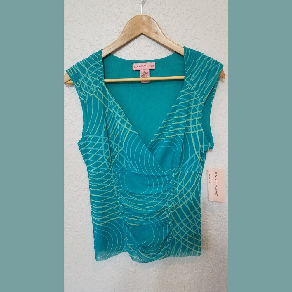 Bandolino Azure Top, NWT Size L
